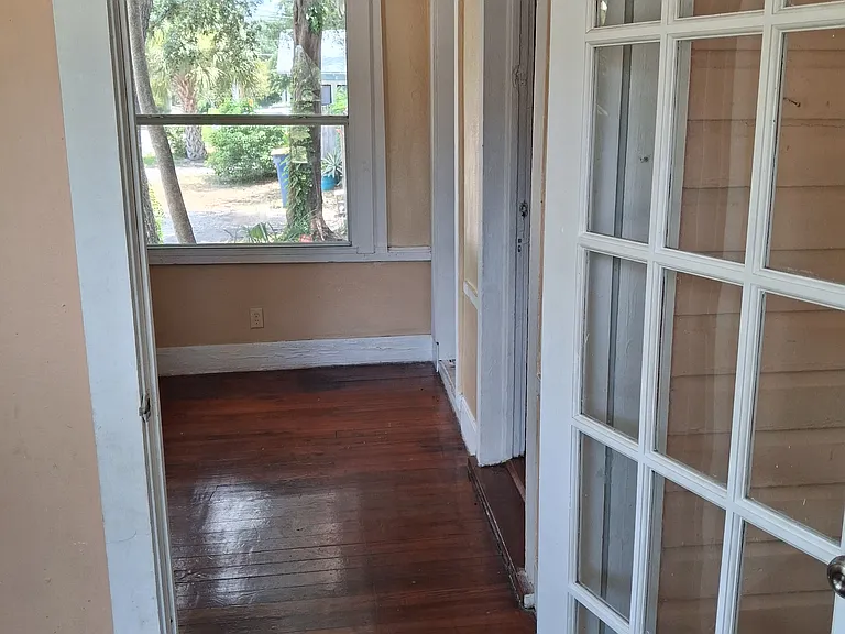 2nd half of the 3rd bedroom