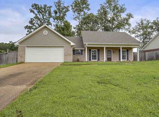 458 Oak Lawn Dr, Pearl, MS