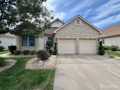 36 Dawson Ln, Monroe Township, NJ, 08831