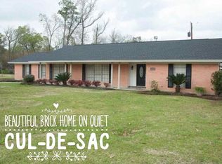 2080 Higgins Cir, Beaumont, TX 77706