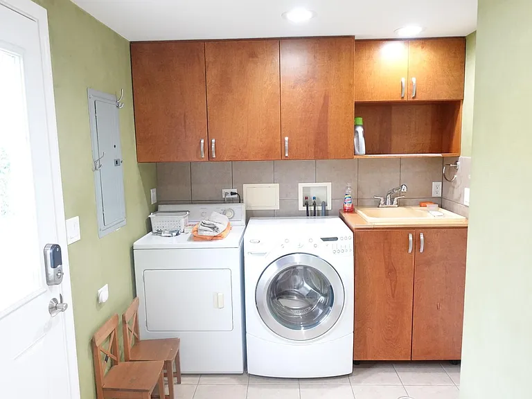 9544 Nerbonne Ave — Photo 15