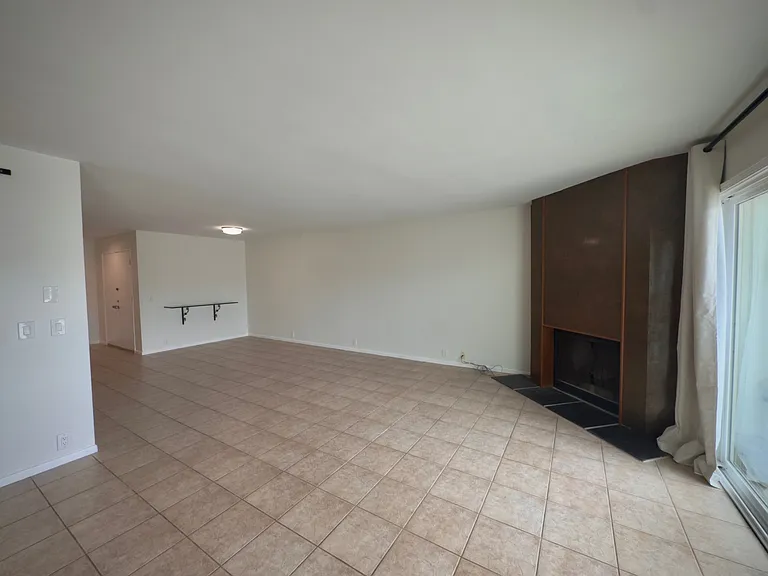 79 Antigua Ct — Photo 11