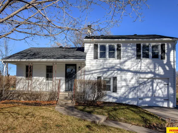 1878 E 12th St, Fremont, NE 68025