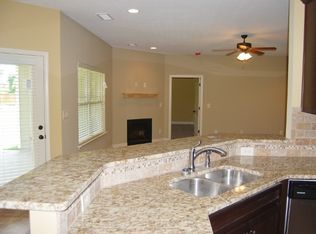 9 Golden Eagle Ct, Fort Mitchell, AL 36856