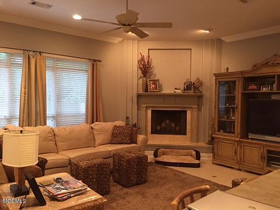 5th image of 14168 Longwood Cir #D