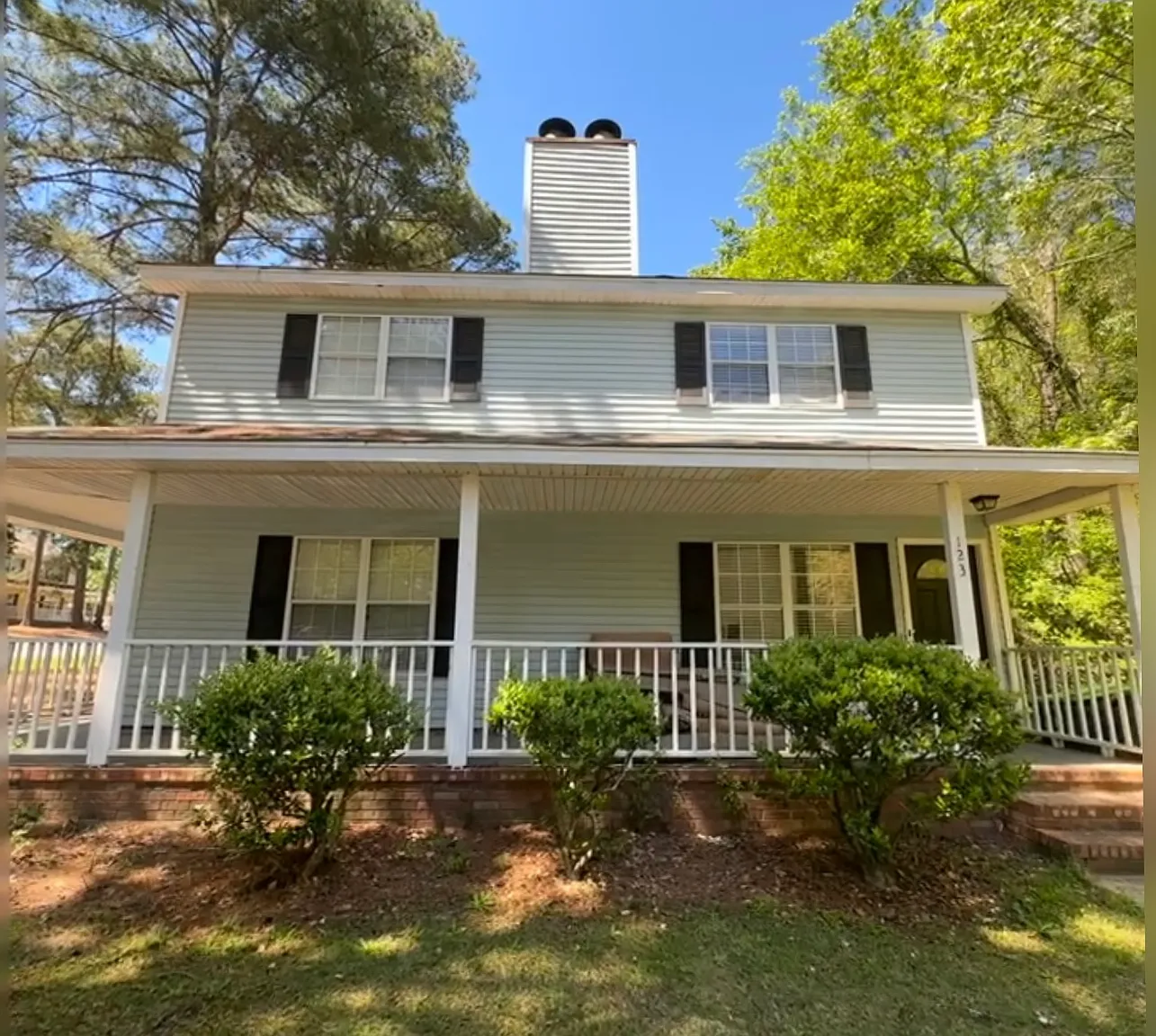 2 bed, 1.5 bath, 1050 sqft, $1,600 — Photo 2