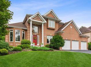 381 Amy Ct, Glen Ellyn, IL