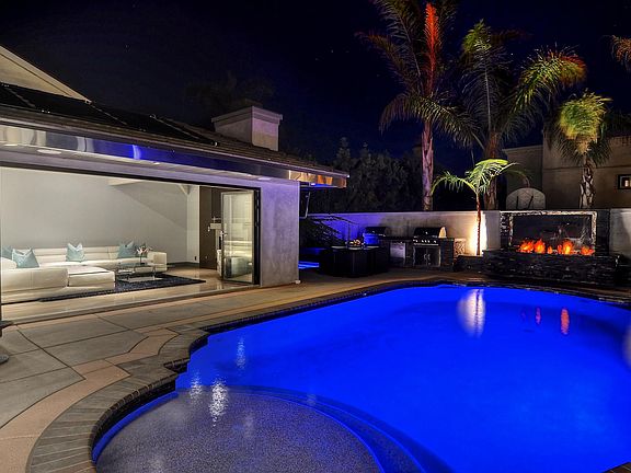 Living room, dining room, and master bedroom all open onto t