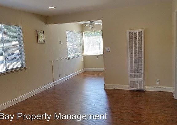 3rd image of 1601 Ontario Dr APT 2