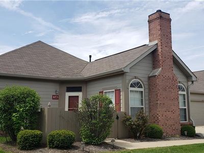 1073 Laurelwood Ln UNIT 14, Greenwood, IN, 46142