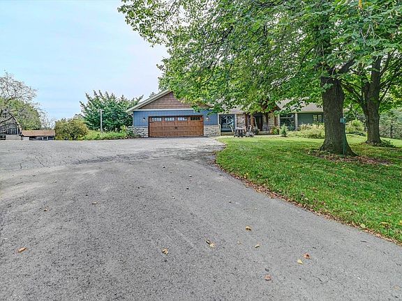 2nd image of 1170 Gunderson Ln