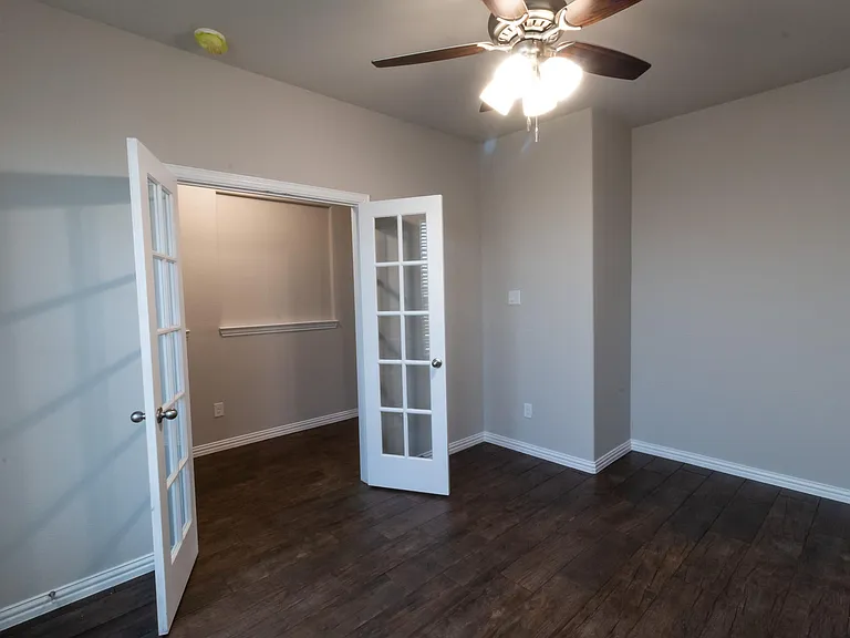 507 Reatta Dr — Photo 5