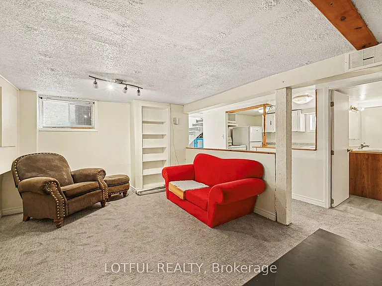98 Queen Mary St #2 — Photo 5