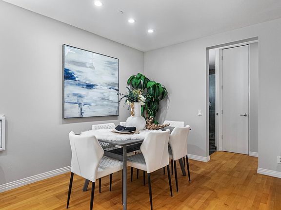 4th image of 1865 Palm View Pl APT 125