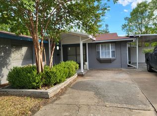 3226 W Rochelle Rd, Irving, TX 75062