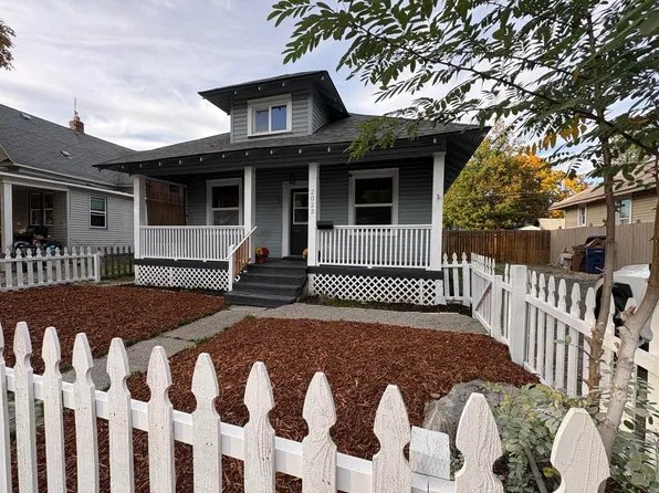 2023 E Hartson Ave, Spokane, WA 99202