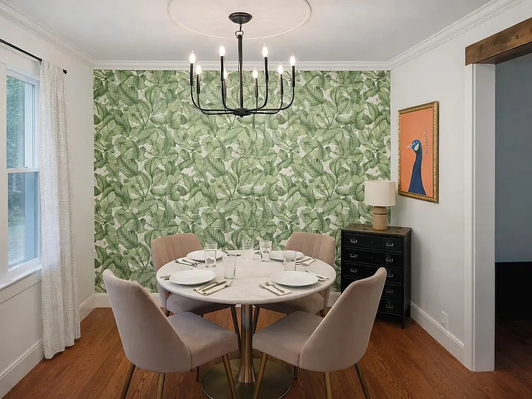 333 E Trinity Ln — Photo 32
