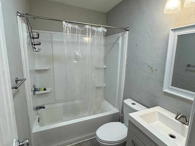 612 31st Ave S #204 — Photo 8
