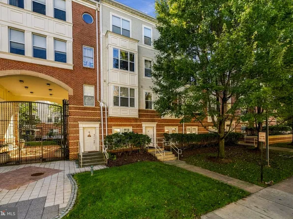 2791 Centerboro Dr APT 178, Vienna, VA 22181