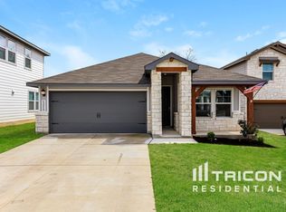 13516 Paxton Blvd, Saint Hedwig, TX 78152