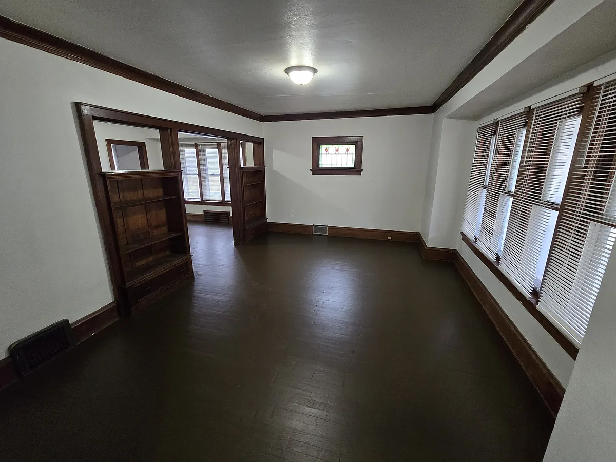 Building Photo - 3908 N 10th St