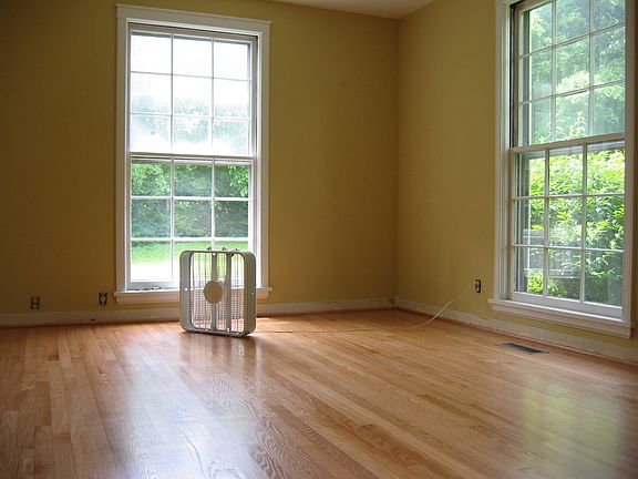 New hardwoods throughout!