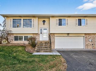 4410 Clover Ln, Eagan, MN 55122