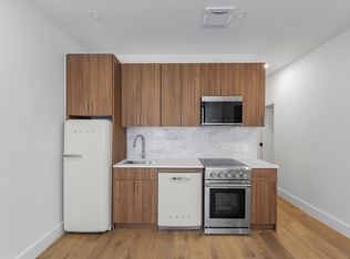 190 Avenue Of The Americas APT 1RS, New York, NY 10013