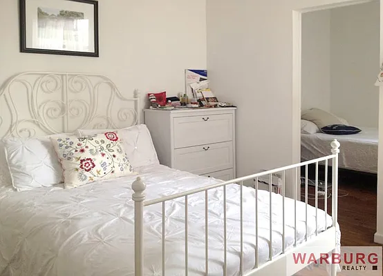 Rented by Warburg | media 30