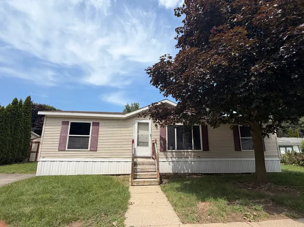 318 Hunters Rill #318, Oxford, MI 48371