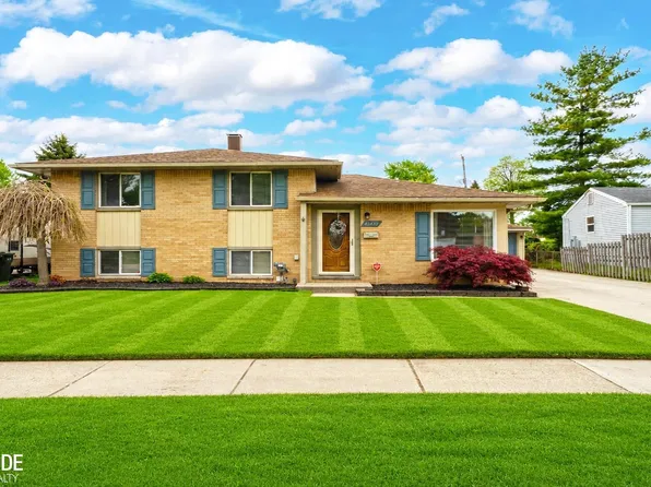 43430 Gainsley Dr, Sterling Heights, MI 48313