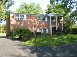 6585 Kenwood Rd, Cincinnati, OH 45243