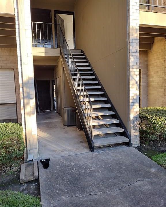 1st image of 10811 Richmond Ave APT 115