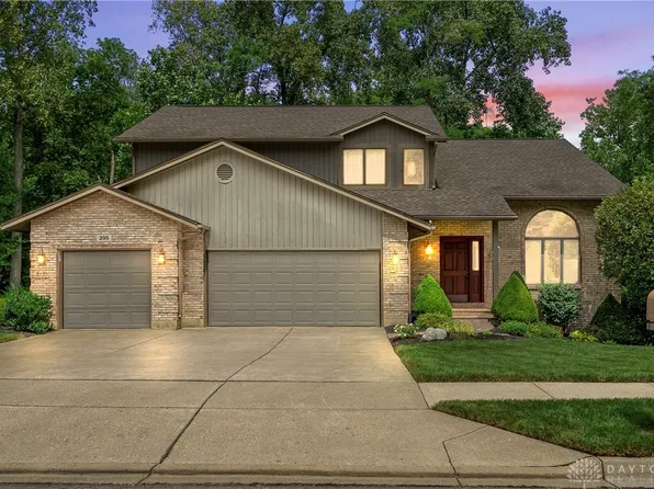 295 Crest Hill Ave, Vandalia, OH 45377