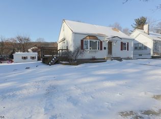 536 Grand Ave, Hackettstown, NJ 07840