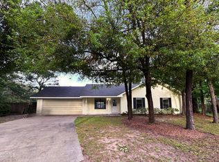 200 Glen Meadows Cir, Brunswick, GA 31523