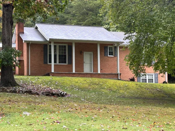 6671 Bradshaw Rd, Salem, VA 24153