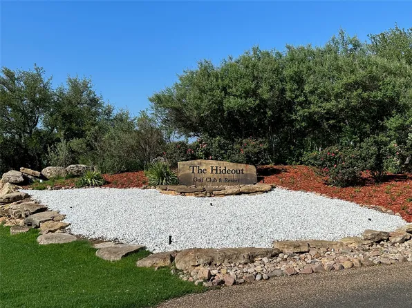 348 Breezy St, Brownwood, TX 76801
