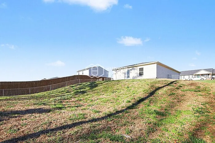 153 Autumn Woods Dr — Photo 16