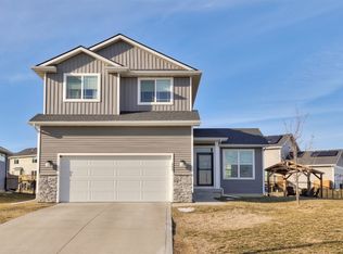 503 SE Alba Pl, West Des Moines, IA 50265