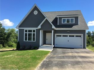 11 Pear St, Dover, NH 03820