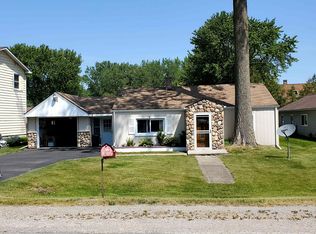 3797 Kawkawlin River Dr, Bay City, MI