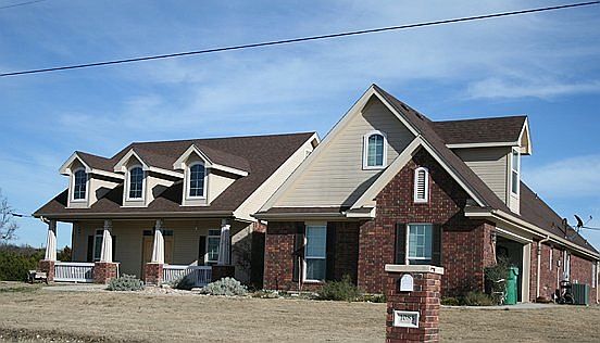1st image of 1085 Pheasant Cir