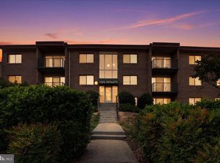 1550 Renate Dr APT 203, Woodbridge, VA 22192