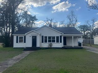 829 Flowers Dr, Blakely, GA 39823