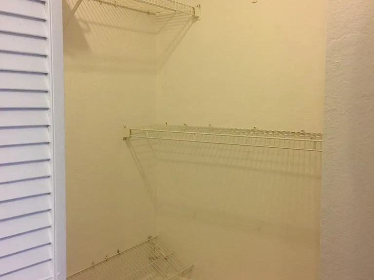 10200 Gandy Blvd N #911 — Photo 9