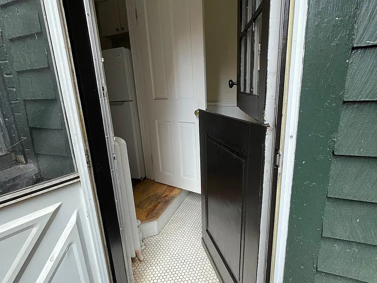 Private Deck looking to Interior