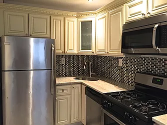 239 South 1st Street, #2E