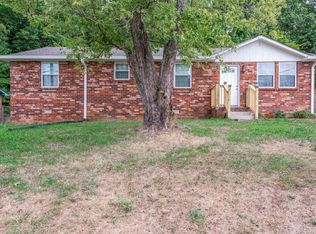 650 Putnam Dr, Nashville, TN 37218