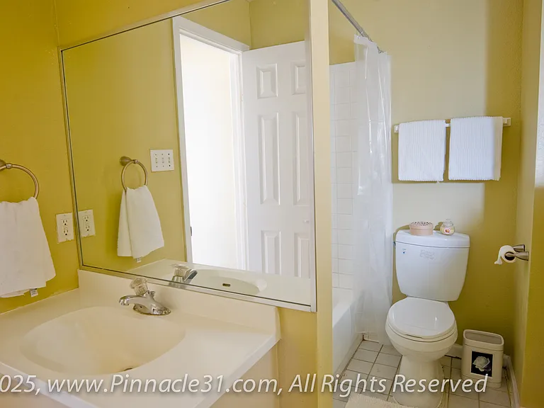 Pinnacle 31 — Photo 13